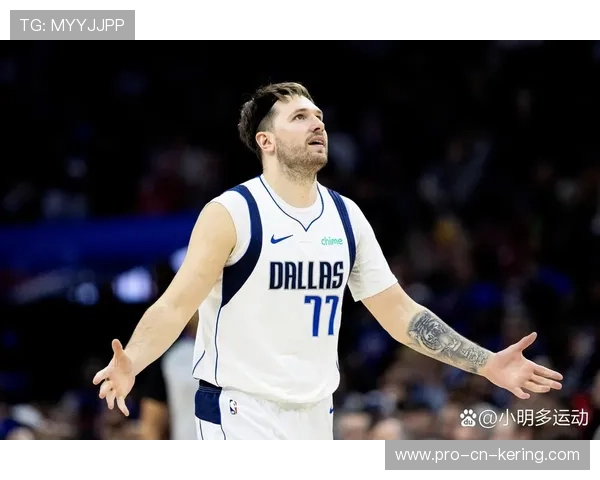 东契奇罚球线外稳稳罚中，独行侠保持气势