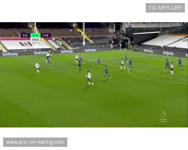 球场“铁血防线”——挡住一切进攻的最强堡垒，铁血防守vs极致进攻